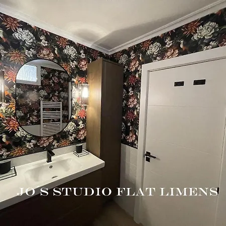 Jo's Flat Limens Апартаменты Кангас