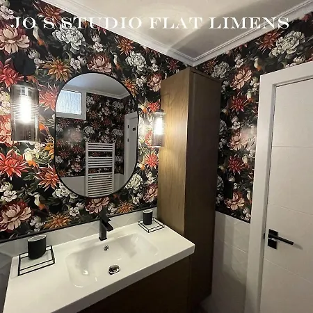 Lägenhet Jo's Flat Limens *