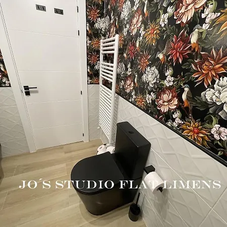 Jo's Flat Limens