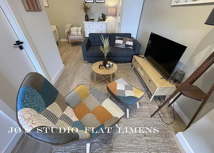 Jo's Flat Limens * Cangas do Morrazo