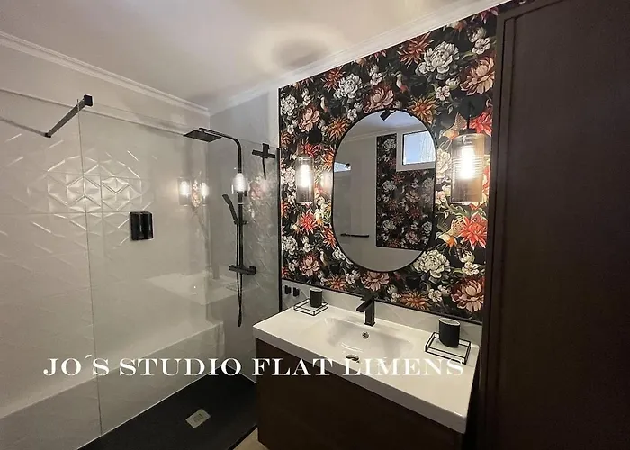 Jo's Flat Limens Cangas do Morrazo